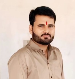 Raj Kumar Kumawat - owner of Raj Photo Studio